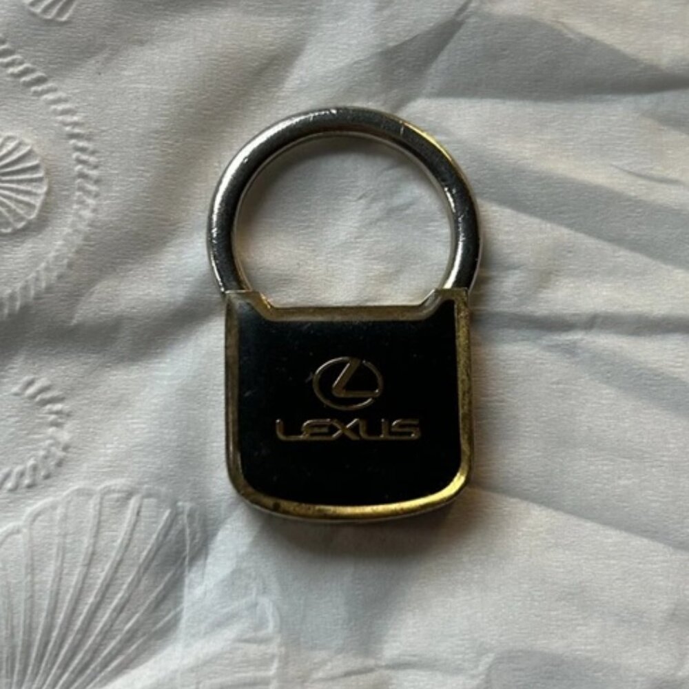 VINTAGE LEXUS of LITTLE ROCK Black Gold emblem Plated Dealership Key chain 1.5"